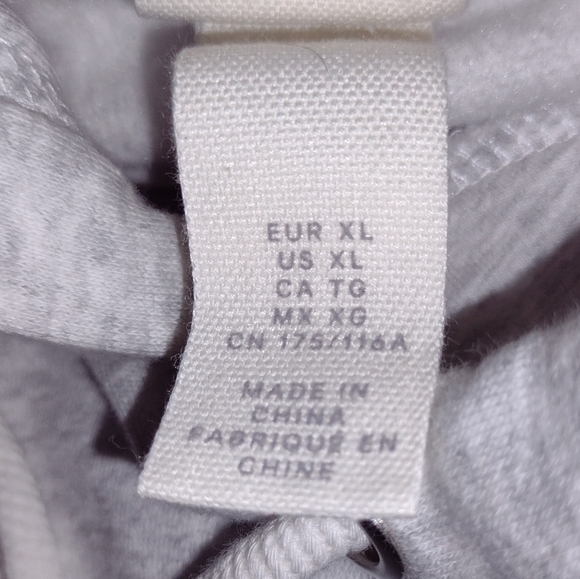 H&M Disney Mickey Mouse Womens Gray Cotton Embroidered Drawstring Hoodie Size XL - Picture 8 of 11